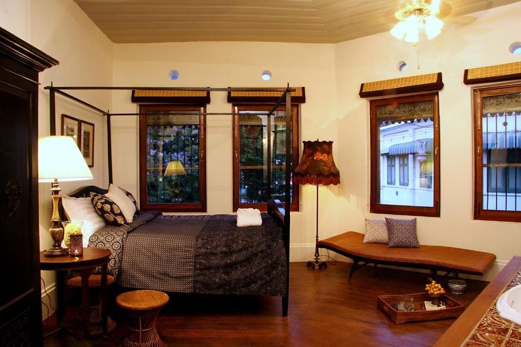 Bhuthorn Bed & Breakfast